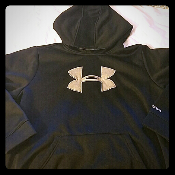 Under armour black hoodie