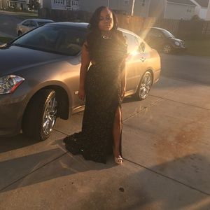 Alyce Paris Prom Dress ❤️