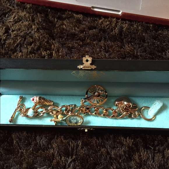 Juicy Couture Charm Bracelet w/ 3 Charms!