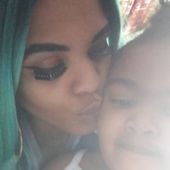 Meet your Posher, Deanna