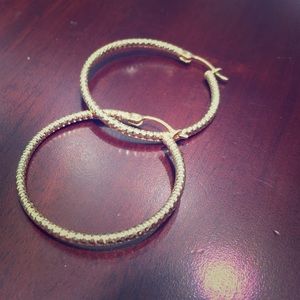 14k Diamond Cut Gold Hoop Earrings