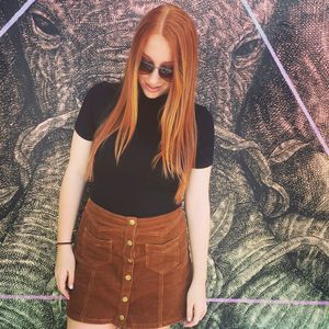 Meet your Posher, Sharon