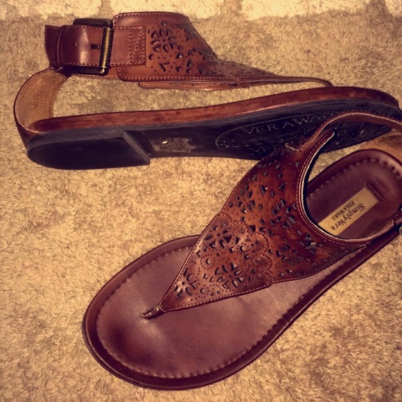 Vintage Style Vera Wang Sandals