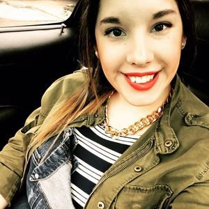 Meet your Posher, Vicky