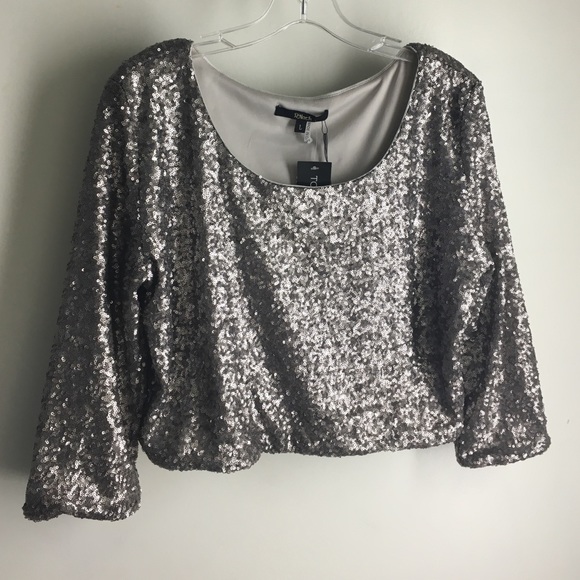 Top - Picture 2 of 3