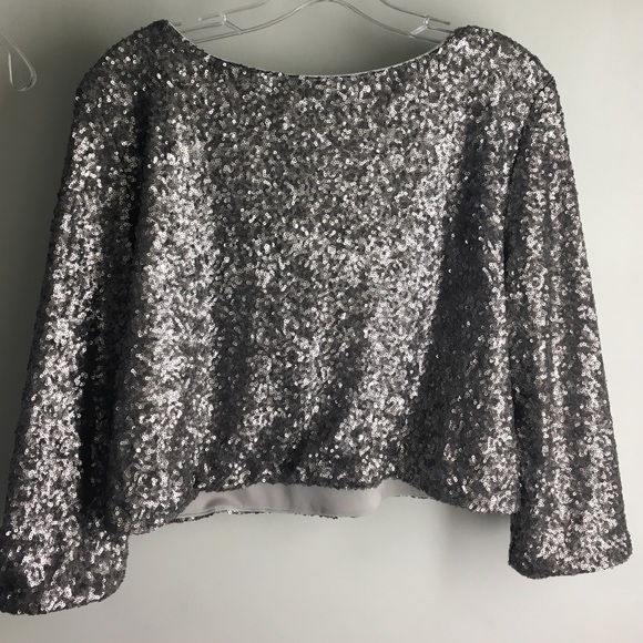 Top - Picture 3 of 3