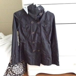 Light weight rain jacket