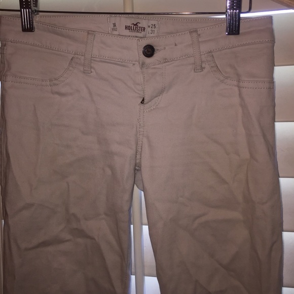 Stretchy khaki jeans