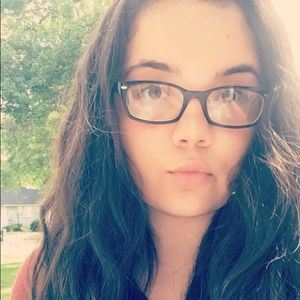 Meet your Posher, Jonissa