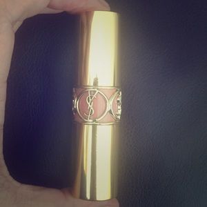 YSL Yves Saint Laurent  rouge volupte lipstick 1