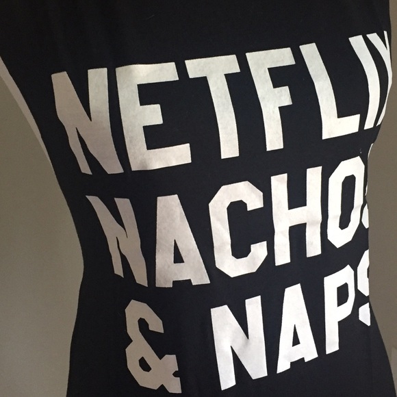 🎉 HOST PICK 🎉 Small Netflix, Nachos & Naps tank - Picture 3 of 3