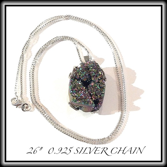 CRYSTAL AGATE DRUZY QUARTZ NECKLACE       🎉ℋℙX2🎉 - Picture 3 of 4