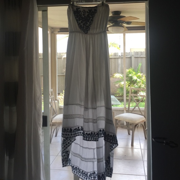 White and navy embroidered strapless dress