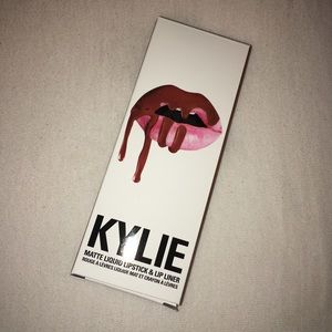 Kylie Lipkit Dolce K