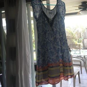 Light and airy floral with designs layering