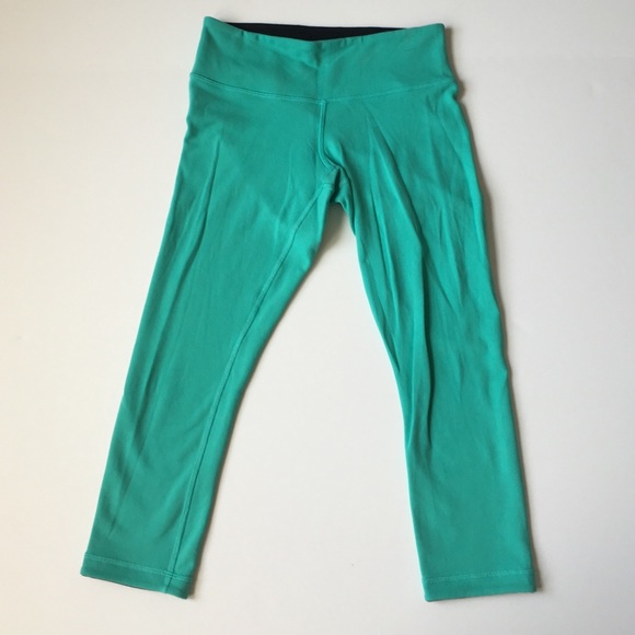 Crop lululemon reversible tights