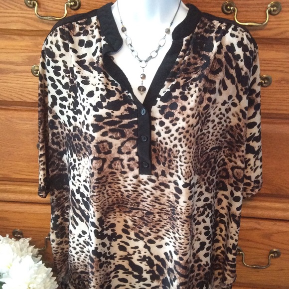Perception Tops - Perception Woman Animal Print Blouse