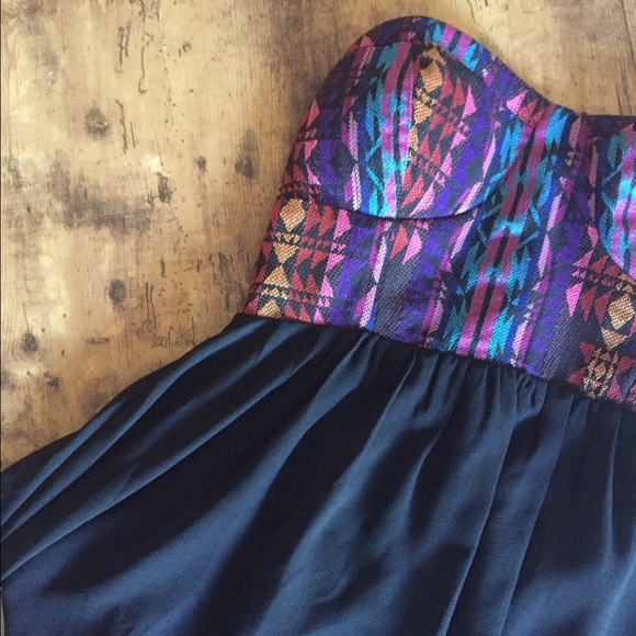 Forever 21 Dresses & Skirts - Strapless high low  Aztec dress
