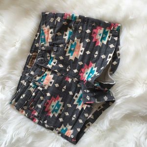 🛍 Aztec Boho Shorts + Free Gift
