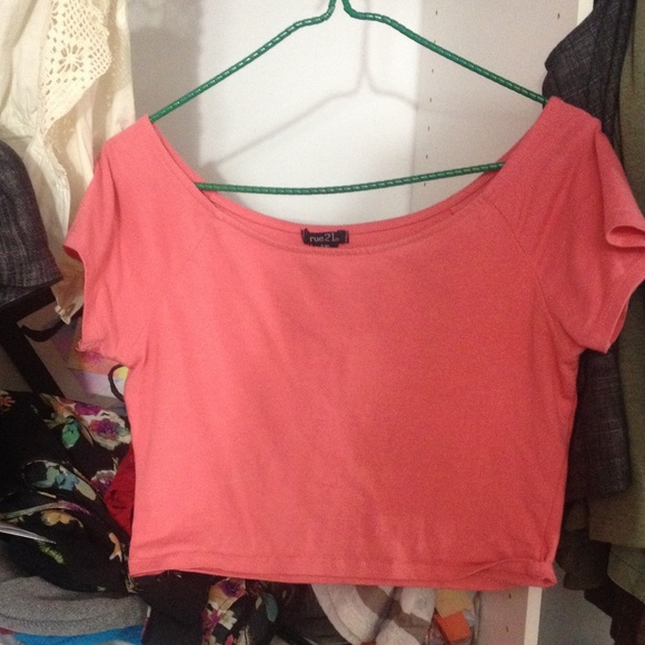Pink crop top!
