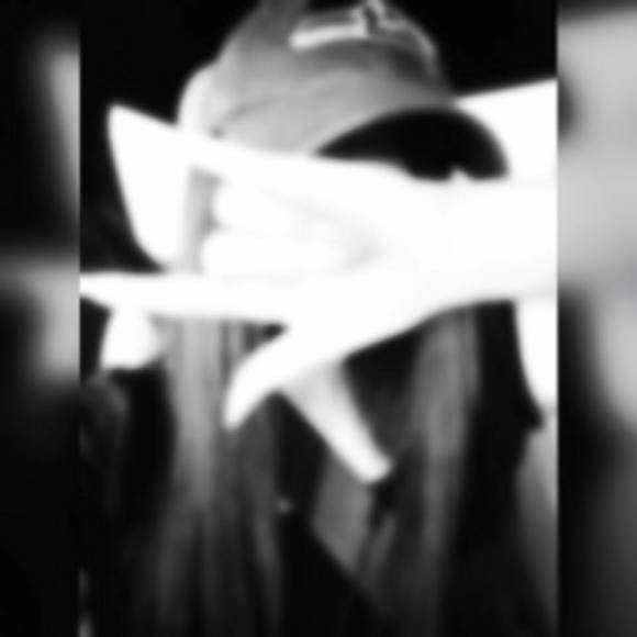 Meet your Posher, Destinee