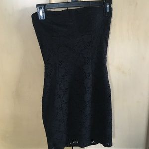 Strapless black and laced dress