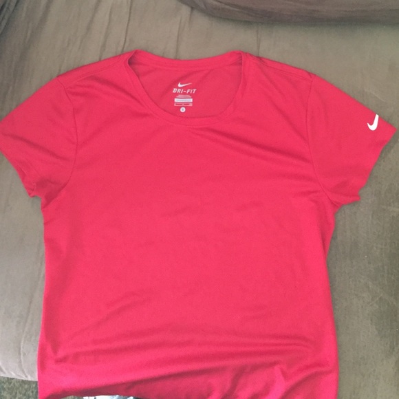 Nike Tops - Nike Dri-Fit Shirt