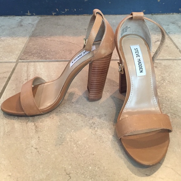 Steve Madden tan block heeled pumps