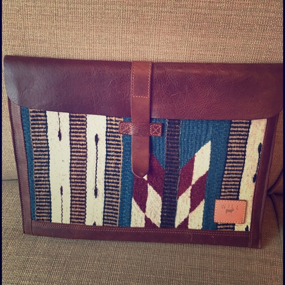 WILL Leather Goods  Laptop Sleeve/Oversized Clutch - Picture 1 of 4