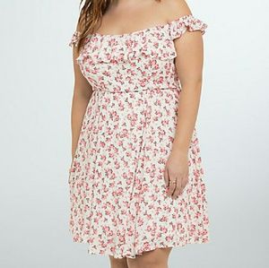 NWT Torrid floral off shoulder dress sz 5 (26-38)