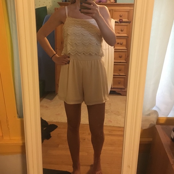 Cream romper