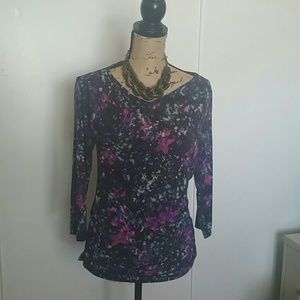 💙 5 for $20! Vince Camuto Blouse