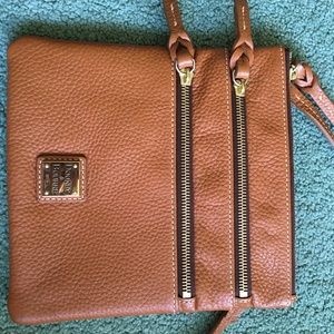 Dooney and bourke crossbody
