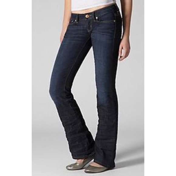 American eagle favorite boyfriend jeans
