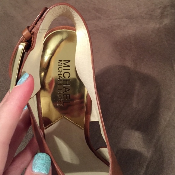 Wedge sandals - Picture 2 of 3