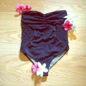 Rove swimwear strapless reversible one piece