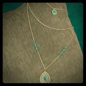 3 tiered long necklace