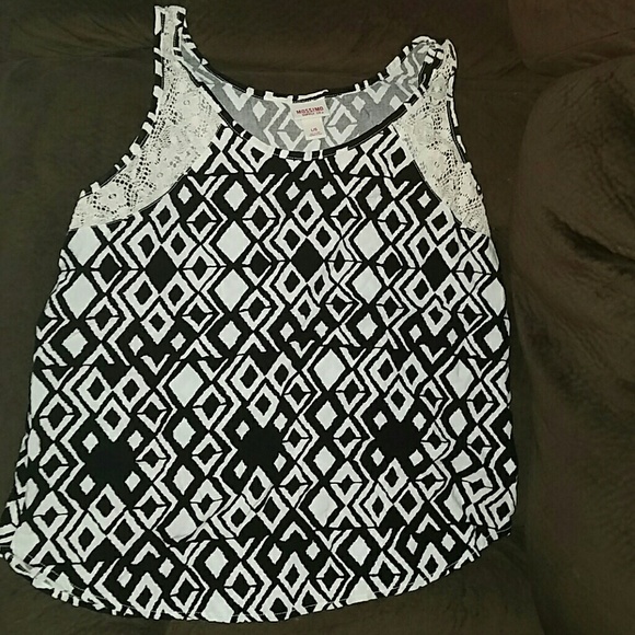 Mossimo Supply Co. Crochet Tank Top Large