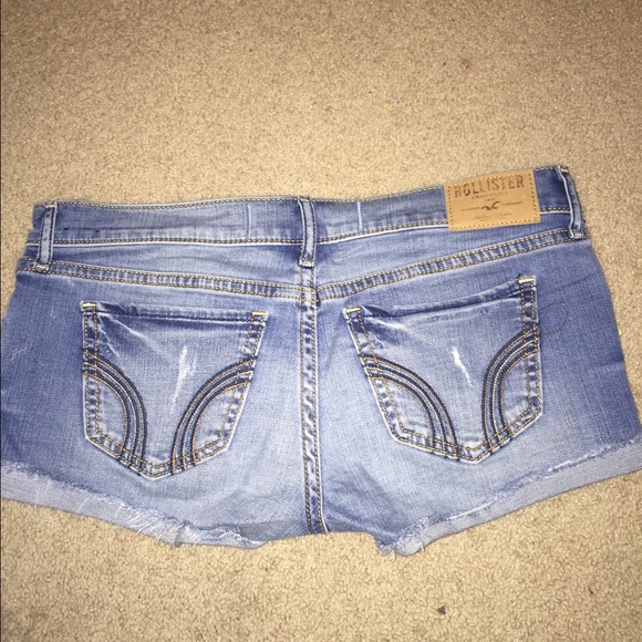 Hollister Denim Jean shorts - Picture 2 of 2