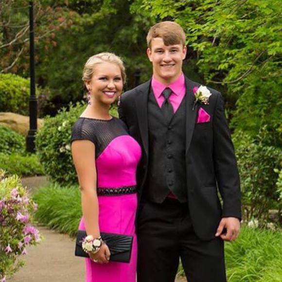 Meet your Posher, Caitlin