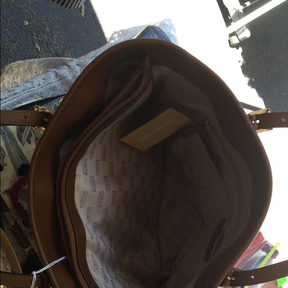 SOLD Michael Kors jet set navy nylon large tote - Picture 2 of 4