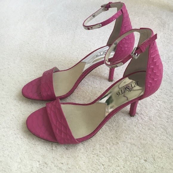 Michael Kors Shoes - ✂️Michael Kors shoes✂️Reduced from $95