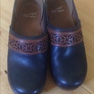 Dansko size 38