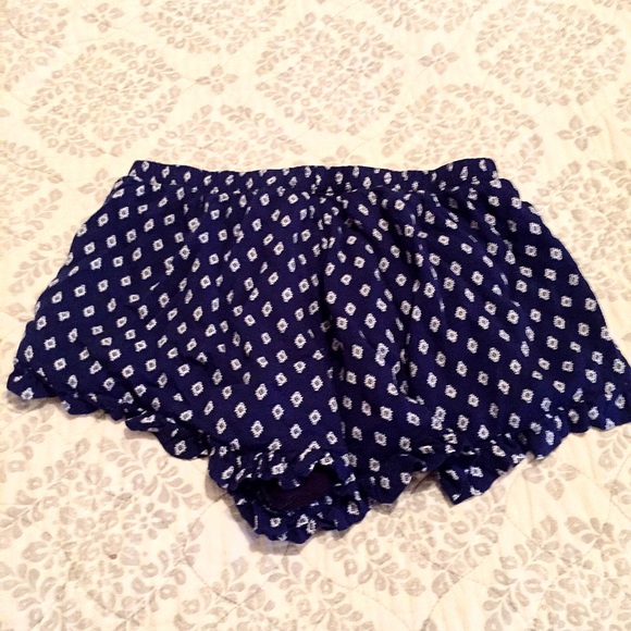 Lounge dark blue and fun print shorts - Picture 3 of 3