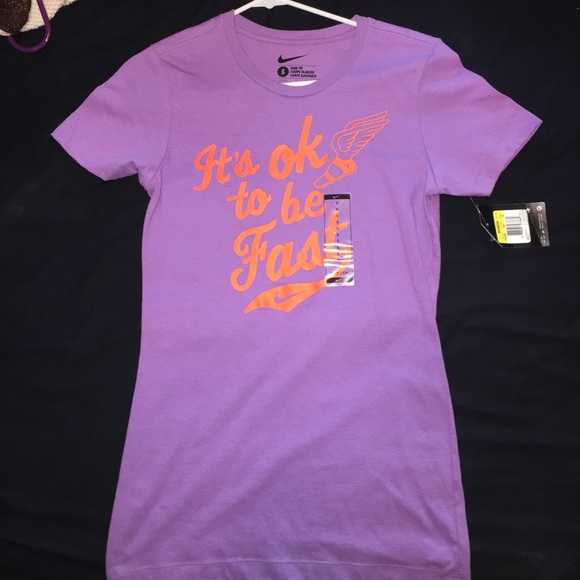 Nike Slim Fit Tshirt