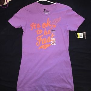 Nike Slim Fit Tshirt