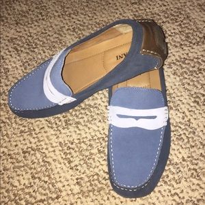 Simple colorful loafer