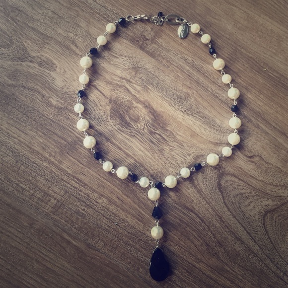 Pearl with black stone necklace
