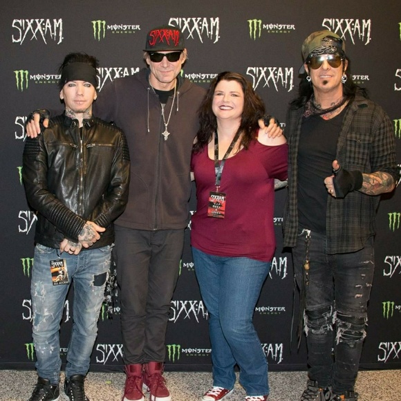 Meet your Posher, Denise - Picture 2 of 8