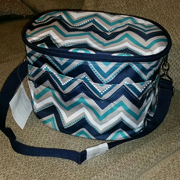 New Thirty-one Family Fun Thermal Dotty Chevron